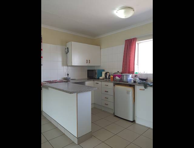 2 BEDROOM APARTMENT RENTED IN HALFWAY GARDENS